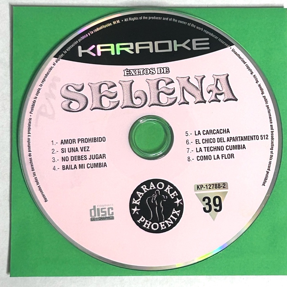 Selena Karaoke CD+G Phoenix Exitos de Selena Vol. 39 - Disc Only
